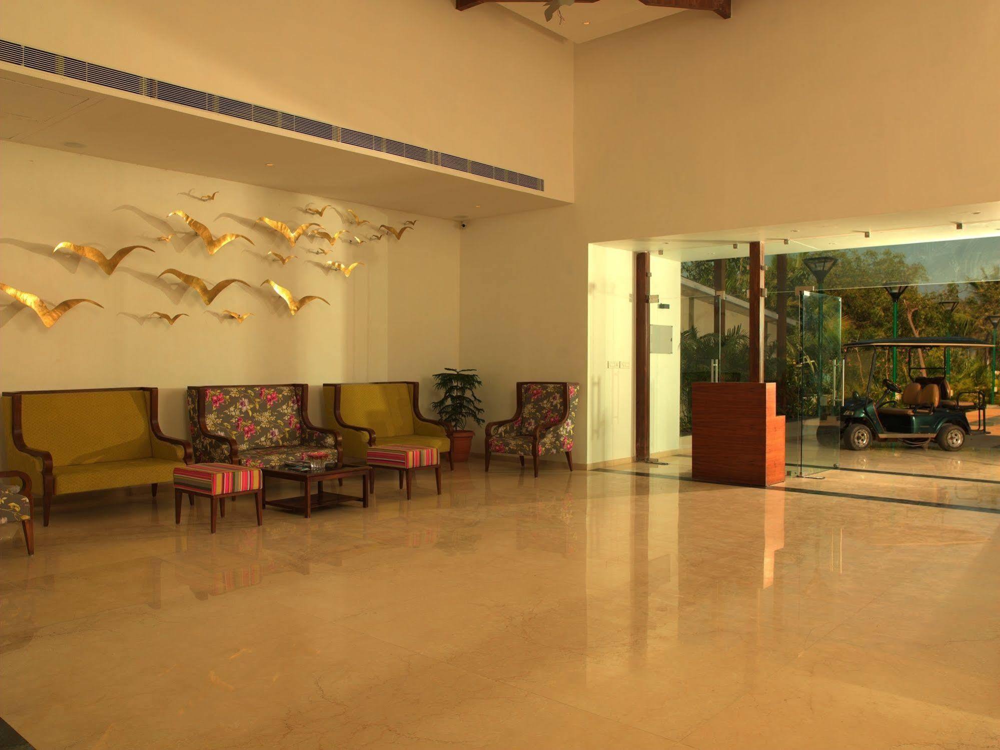 Palm Green Club Resort Jetalpur Extérieur photo